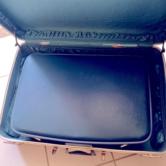 ORIG VTG 1960s Monarch Bags COMPLETE 5pc LUGGAGE SET - Picture 12 of 16